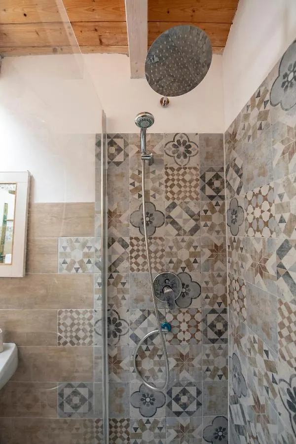 203 - Camera The Cherry House, Con Giardino E Piscina Carro İtalya