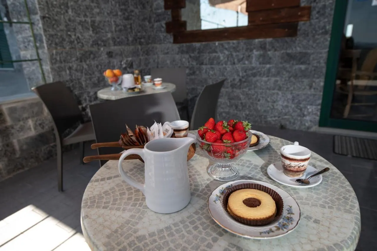 203 - Camera The Cherry House, Con Giardino E Piscina Carro İtalya